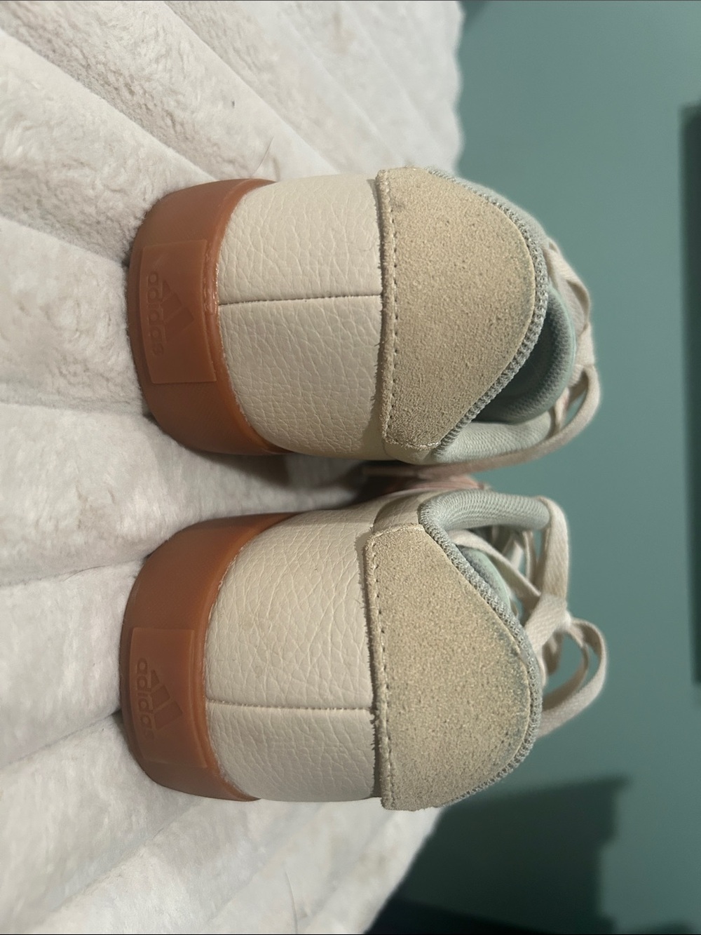 adidas Cream Sneakers with Pink Stripes and Gum Sole - Picture 2 of 4